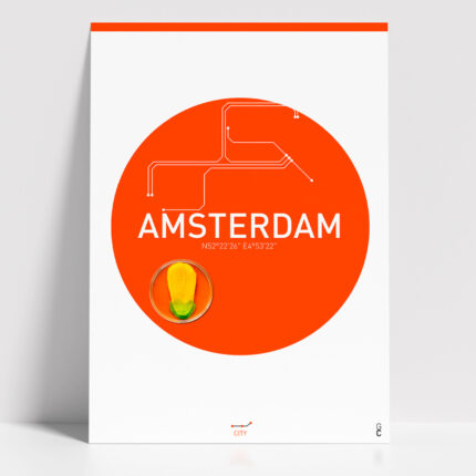 El póster "AMSTERDAM" de la colección Food Collection destaca por su vibrante diseño de tulipanes, una de las flores más representativas de los paisajes de Holanda. Con un estilo moderno y colorido, este póster aporta frescura y energía a cualquier espacio de tu hogar, especialmente a la cocina o salón. Ideal para quienes buscan una decoración alegre, llena de vitalidad y un toque de naturaleza. ¡Dale vida a tu hogar con el póster "AMSTERDAM"!