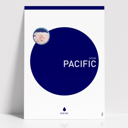 Póster Pacific minimalista con círculo azul oscuro inspirado en el océano Pacífico sobre fondo blanco